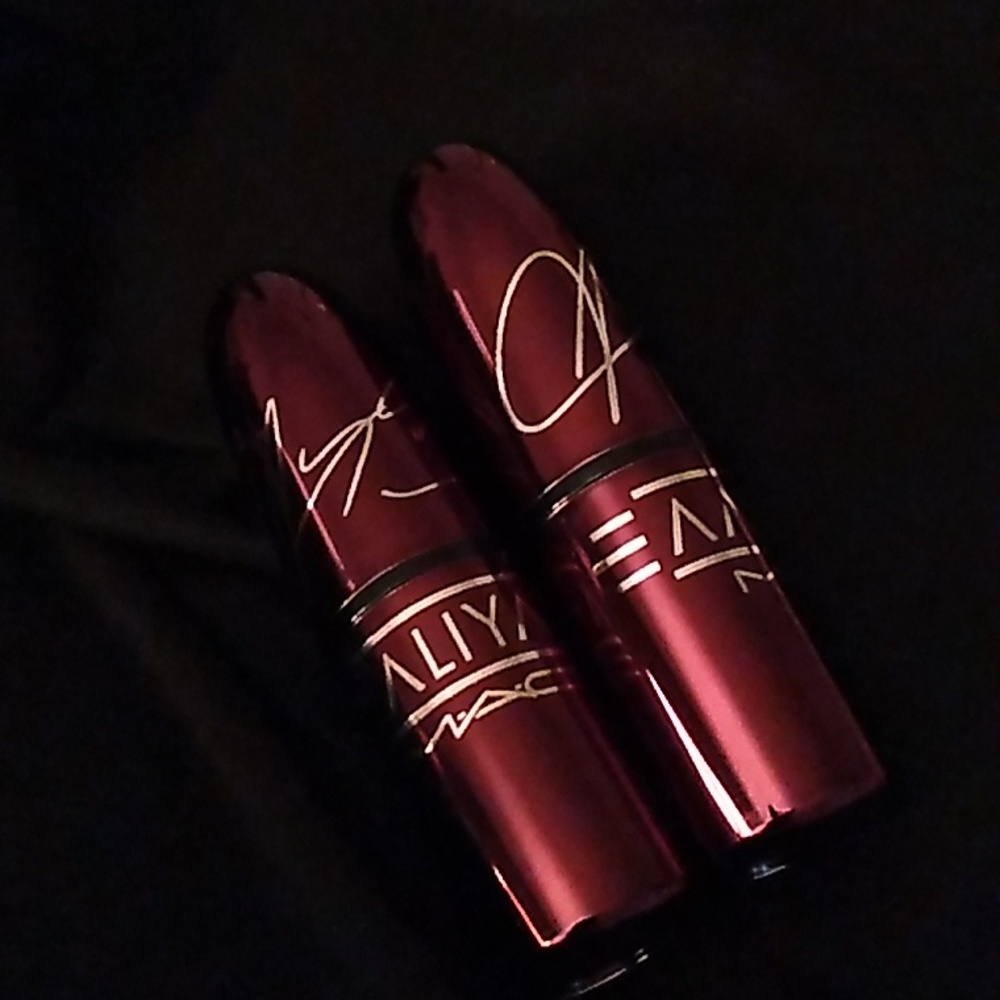 MAC Aaliyah Haughton LIMITED Collection Lipstick more than a woman Set Rare